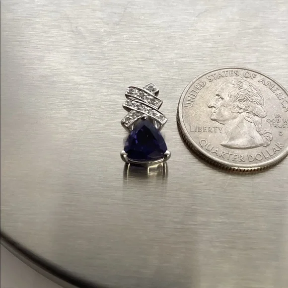 14k WG TANZANITE PENDENT - Picture 5 of 6